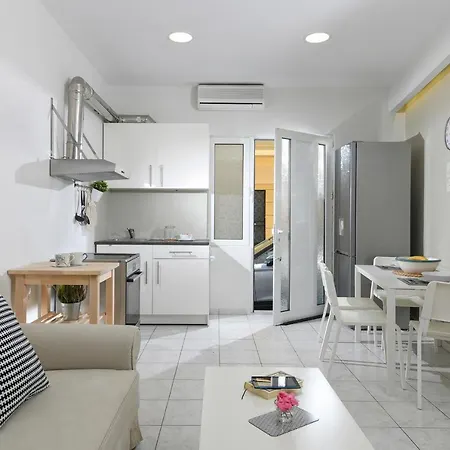 Stylish By Center B Heraklion (Crete)